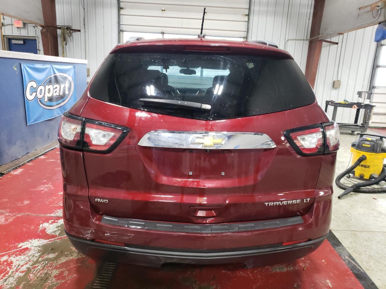 2015 CHEVROLET TRAVERSE L - Фото 6