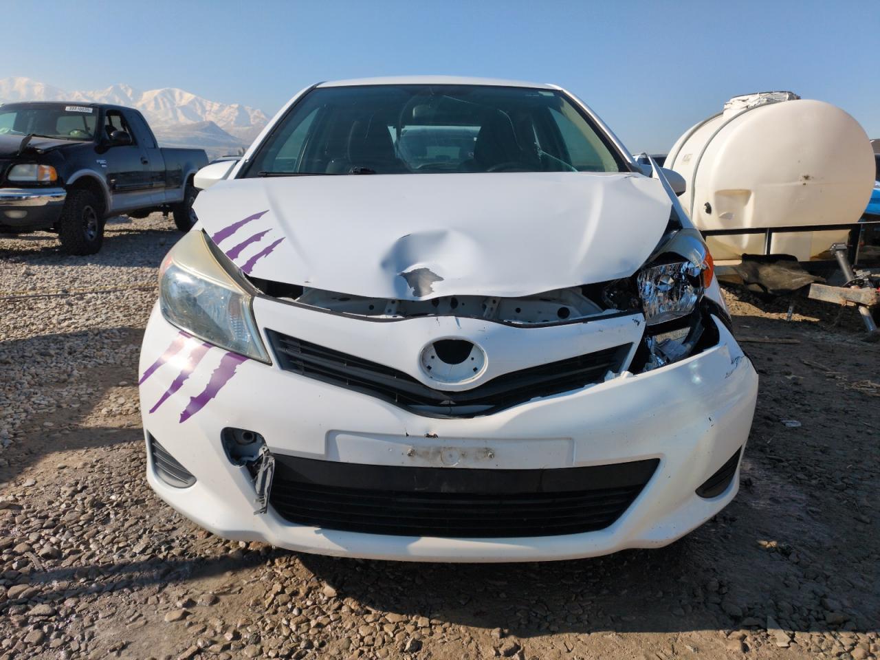 2014 TOYOTA YARIS - Фото 5