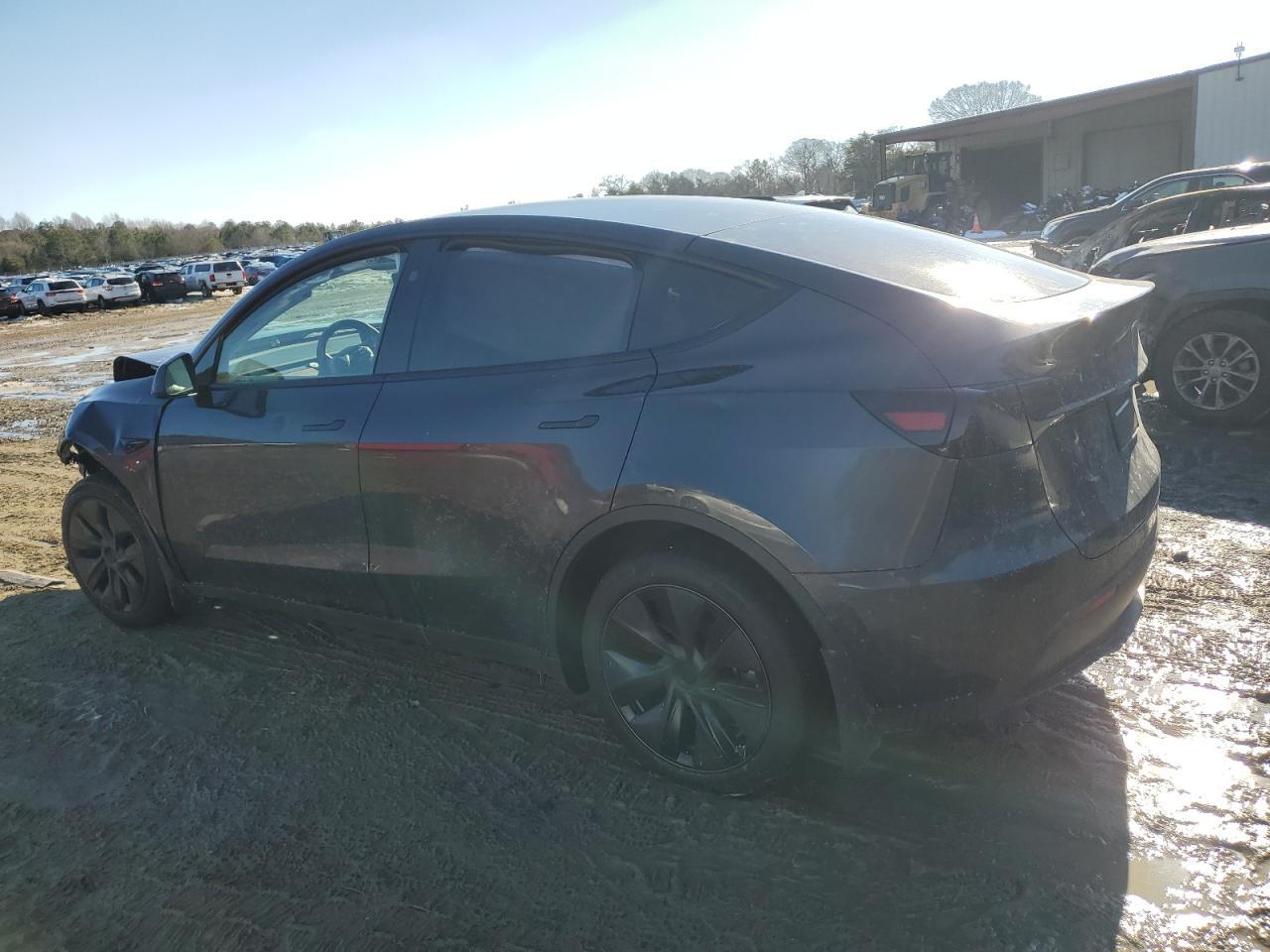 2024 TESLA MODEL Y - Image 2