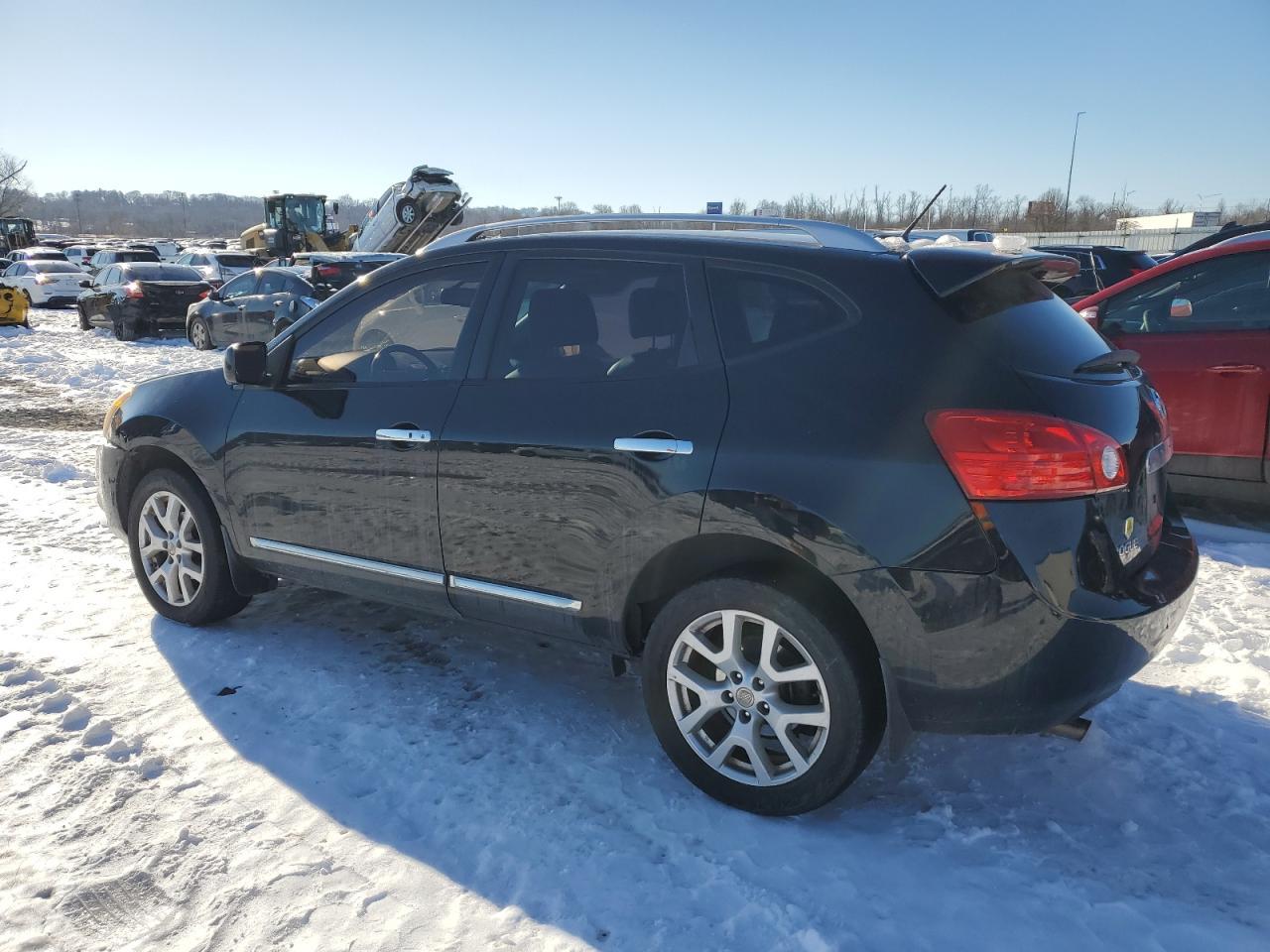 2013 NISSAN ROGUE S - Image 2