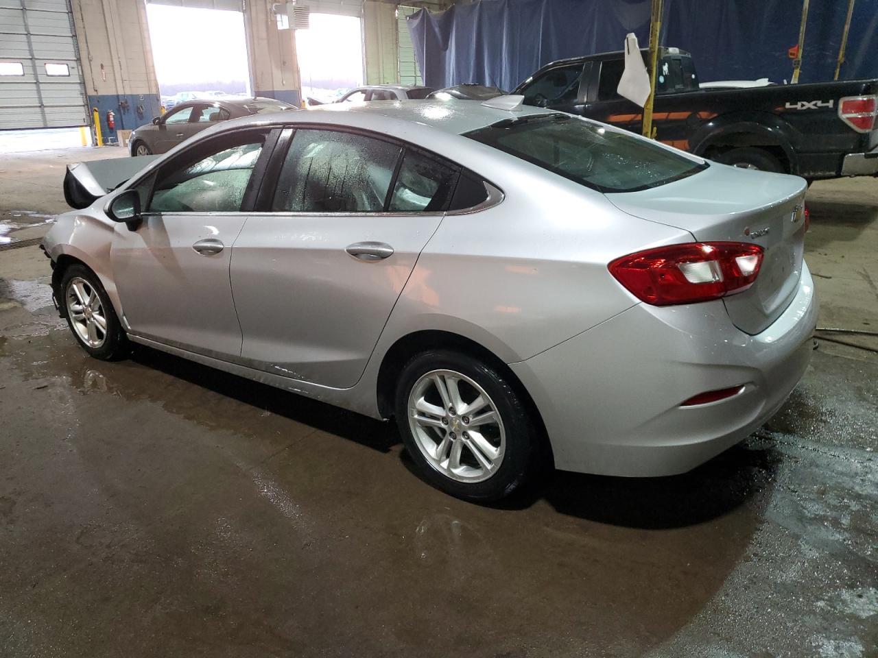 2017 CHEVROLET CRUZE LT - Image 2