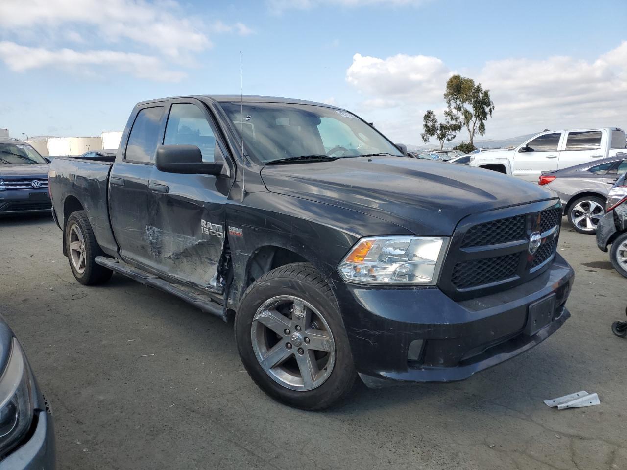 2015 RAM 1500 ST - Image 4