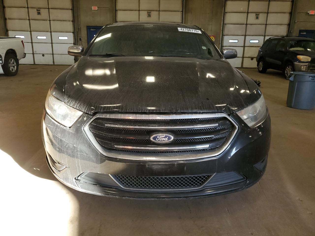 2013 FORD TAURUS LIM - Image 5