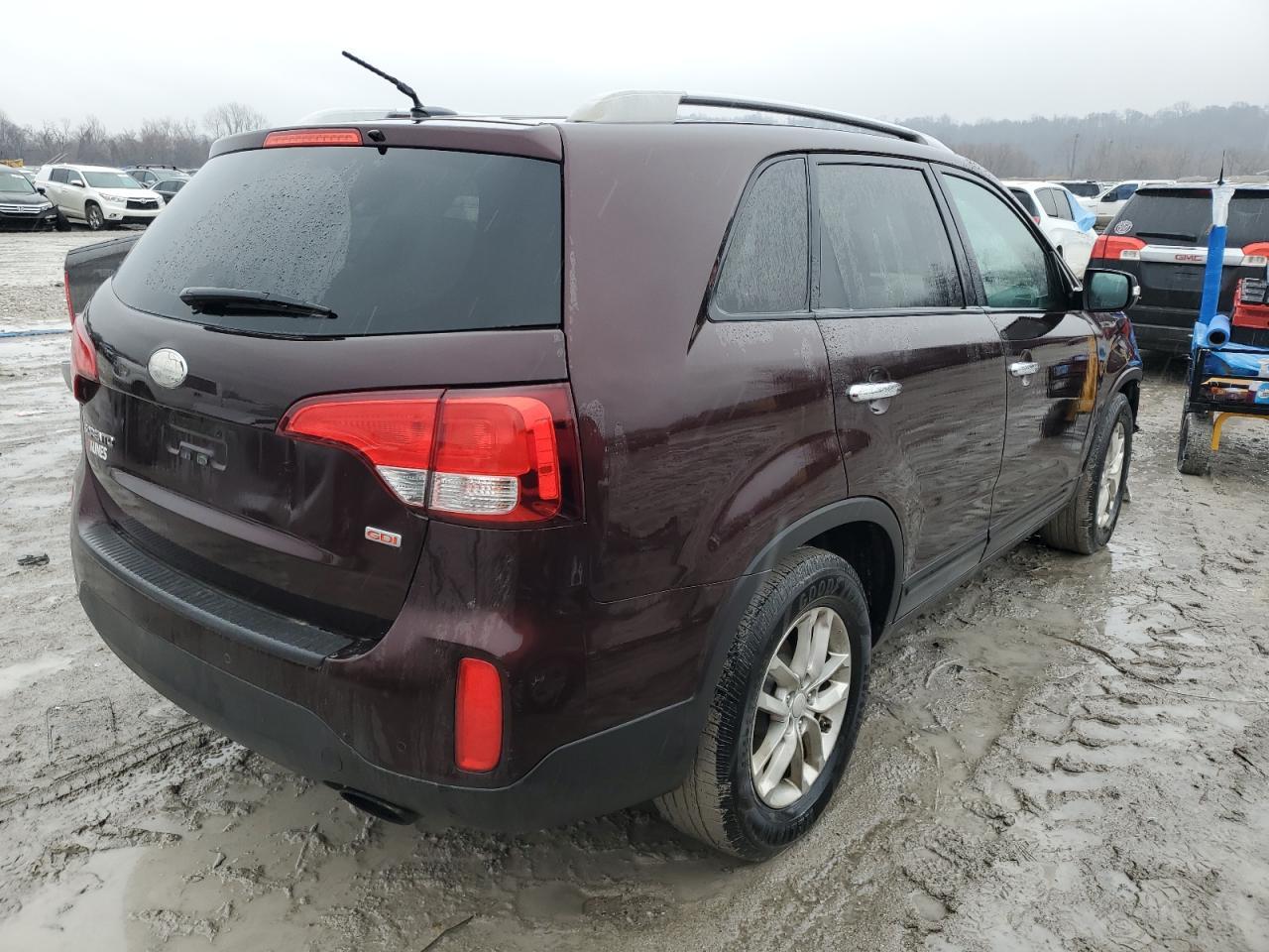 2015 KIA SORENTO LX - Image 3