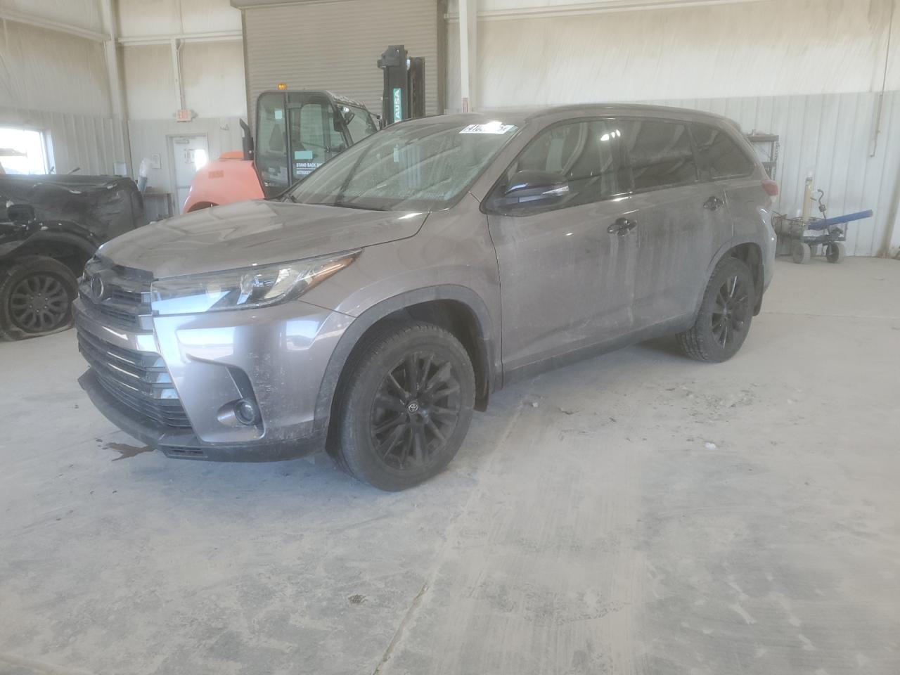 2019 TOYOTA HIGHLANDER