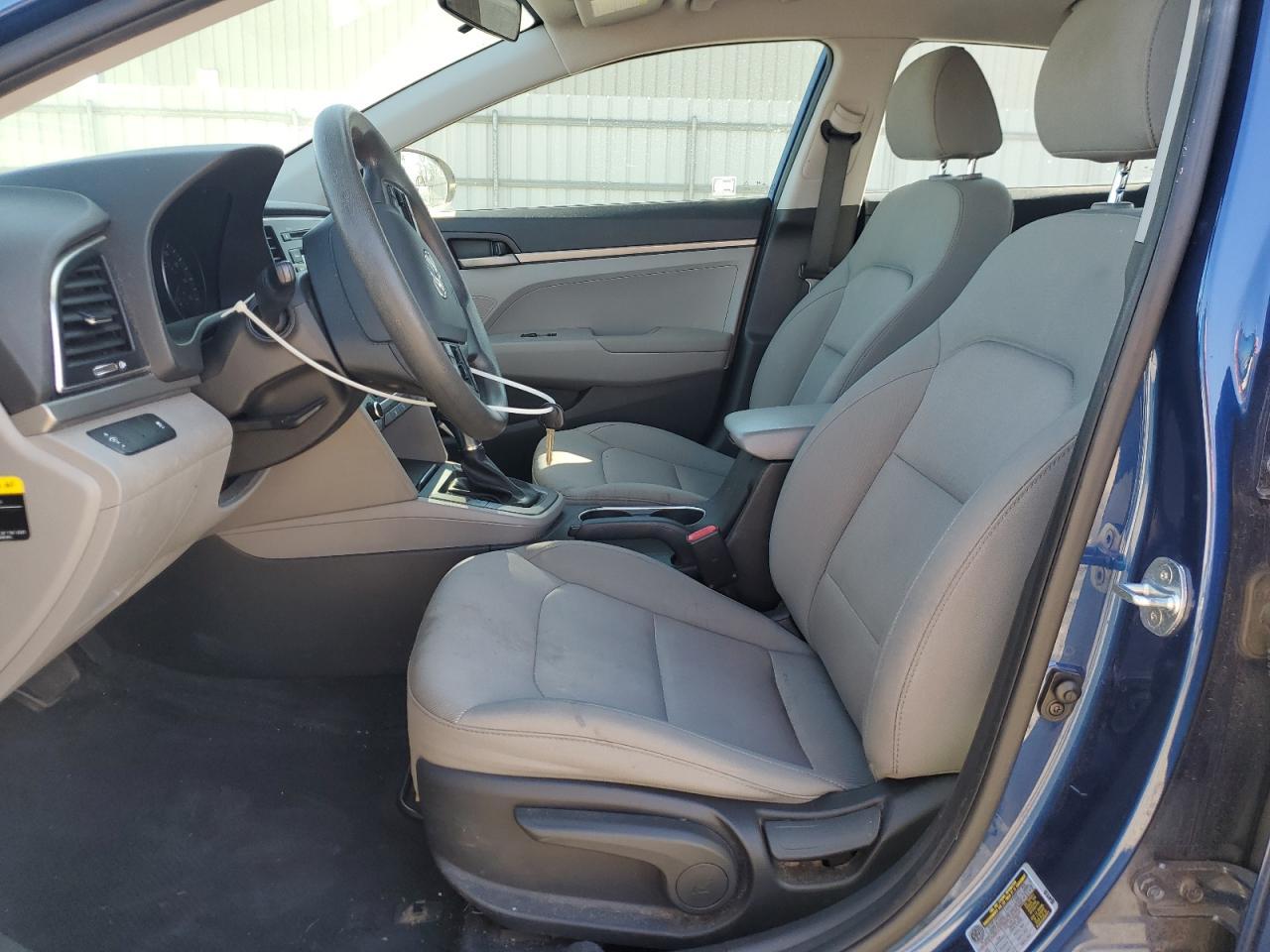 2018 HYUNDAI ELANTRA SE - Фото 7