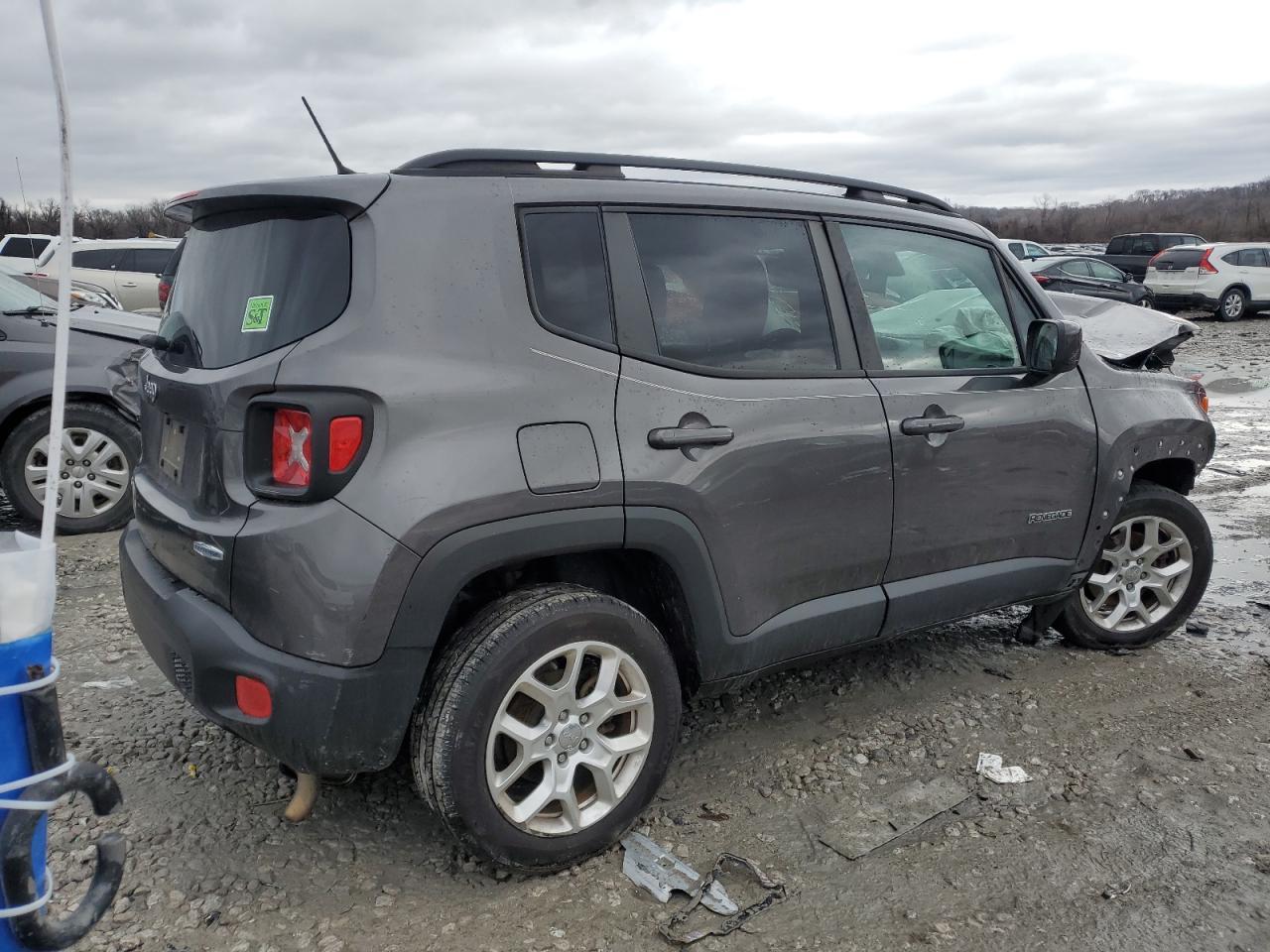 2016 JEEP RENEGADE L - Image 3