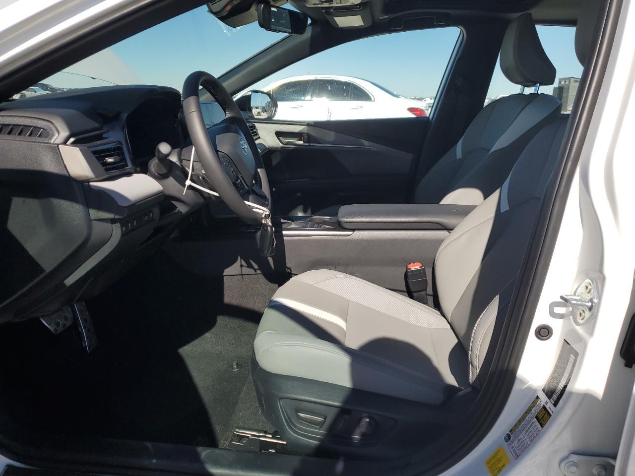 2025 TOYOTA CAMRY XSE - Фото 7