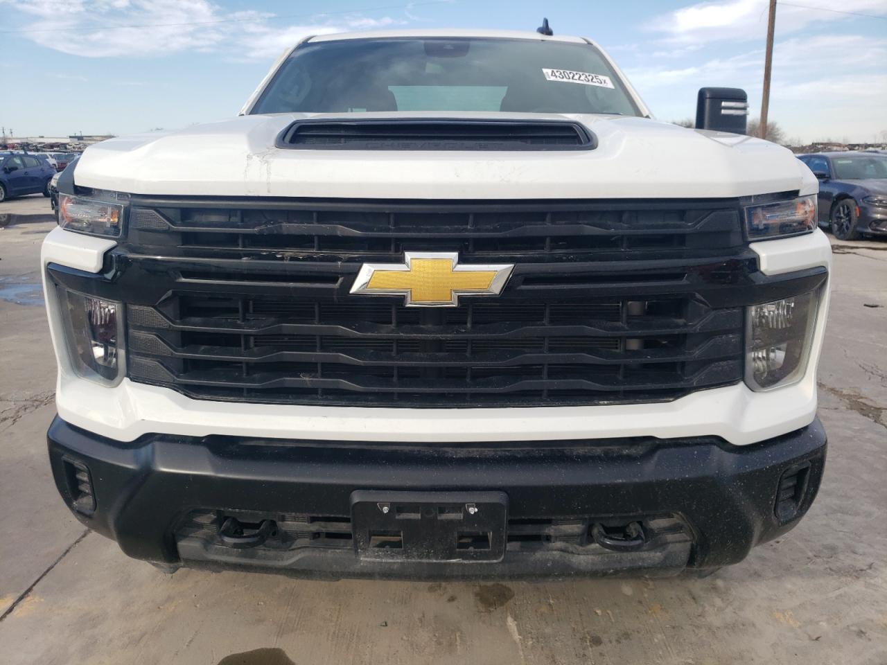2024 CHEVROLET SILVERADO - Фото 5