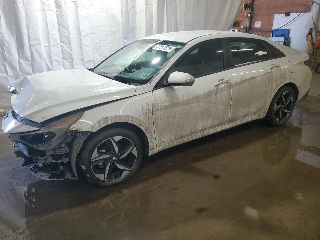2023 HYUNDAI ELANTRA SE