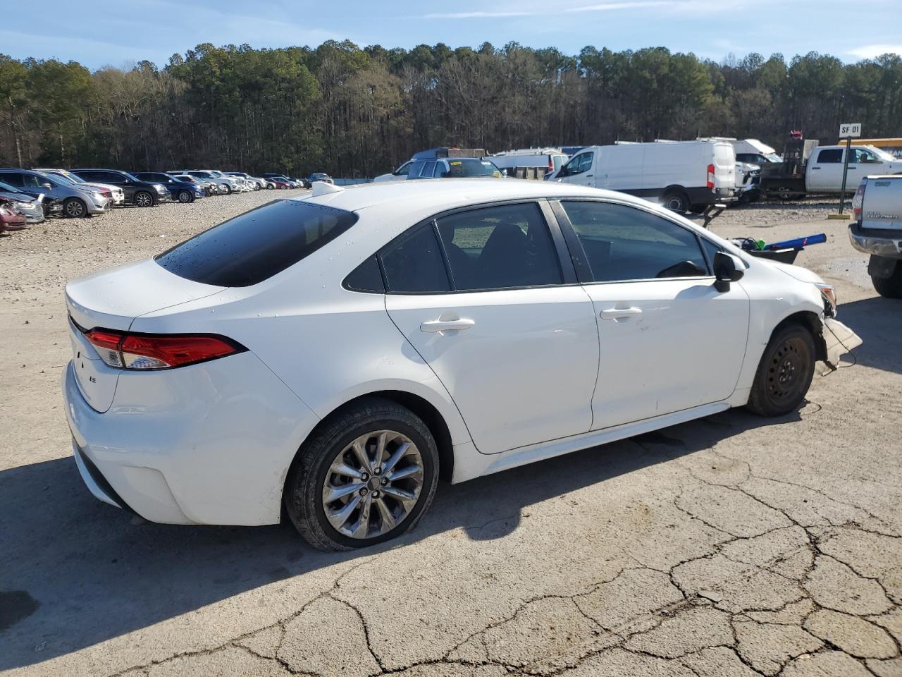 2021 TOYOTA COROLLA LE - Image 3