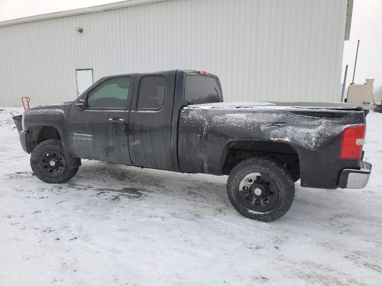 2012 CHEVROLET SILVERADO - Image 2