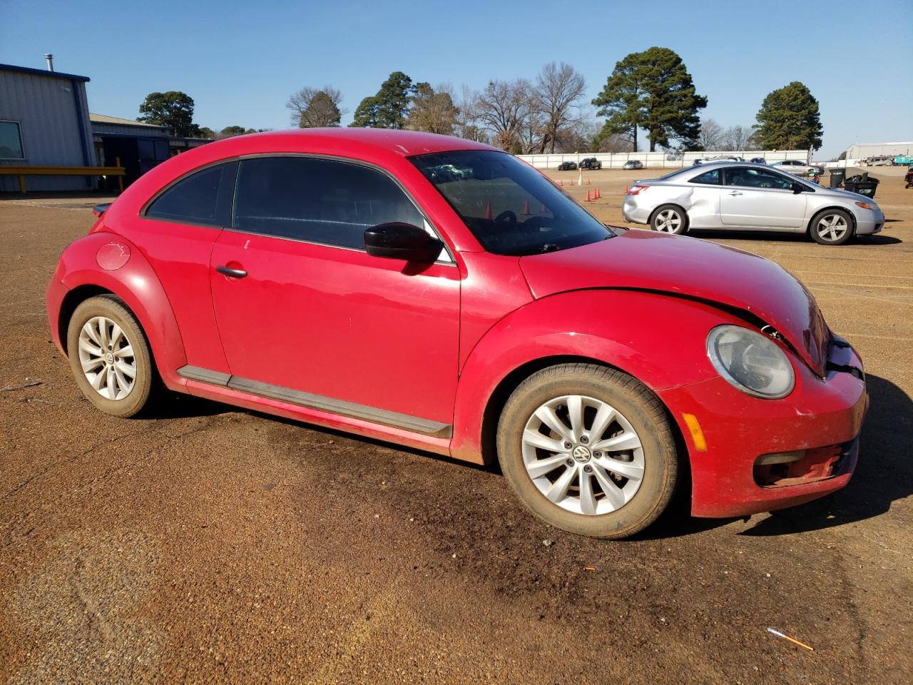 2015 VOLKSWAGEN BEETLE 1.8 - Image 4