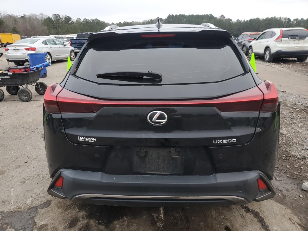 2022 LEXUS UX 200 BAS - Image 6