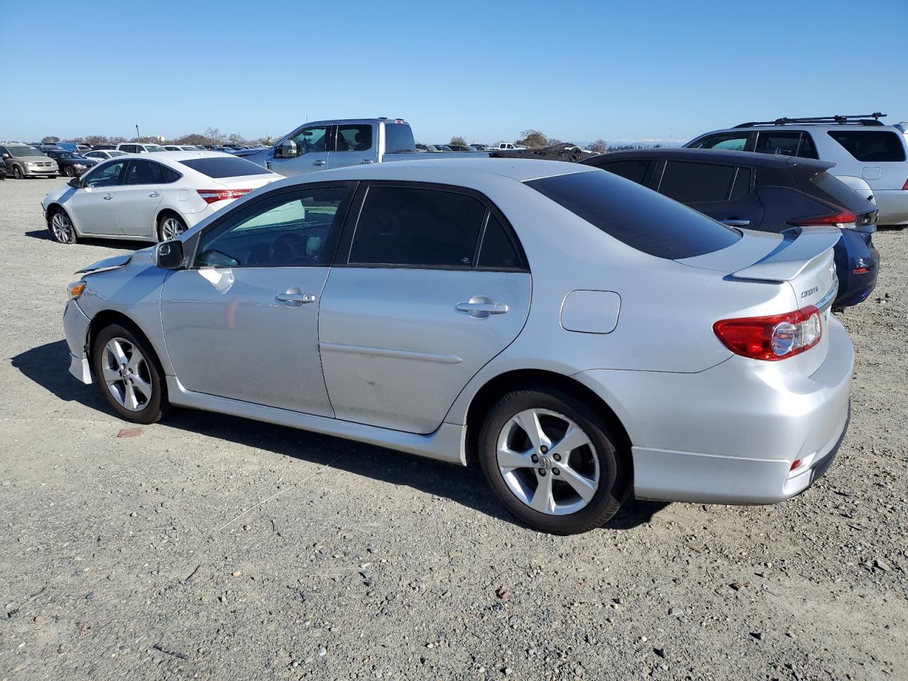 2013 TOYOTA COROLLA BA - Image 2
