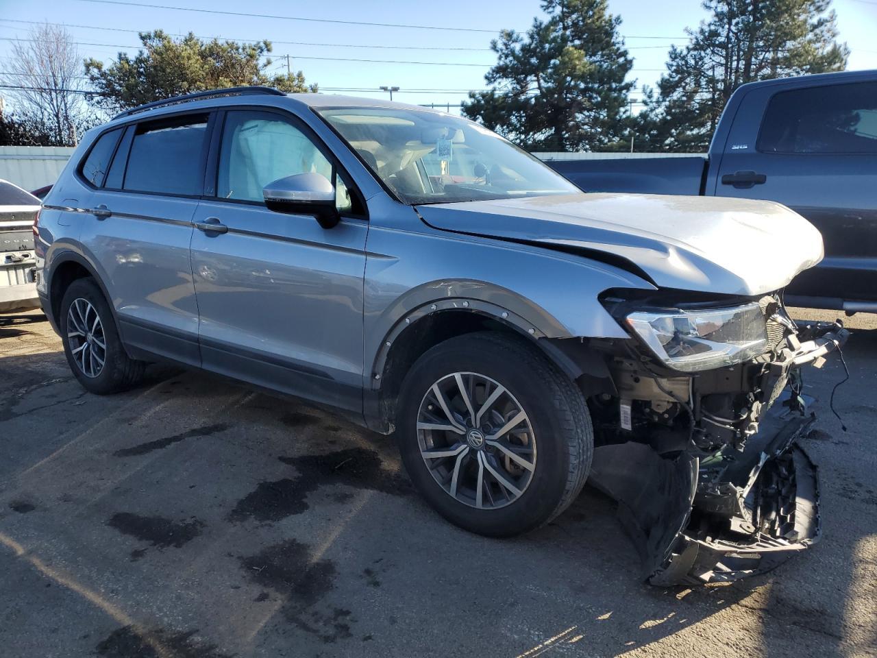 2021 VOLKSWAGEN TIGUAN S - Фото 4