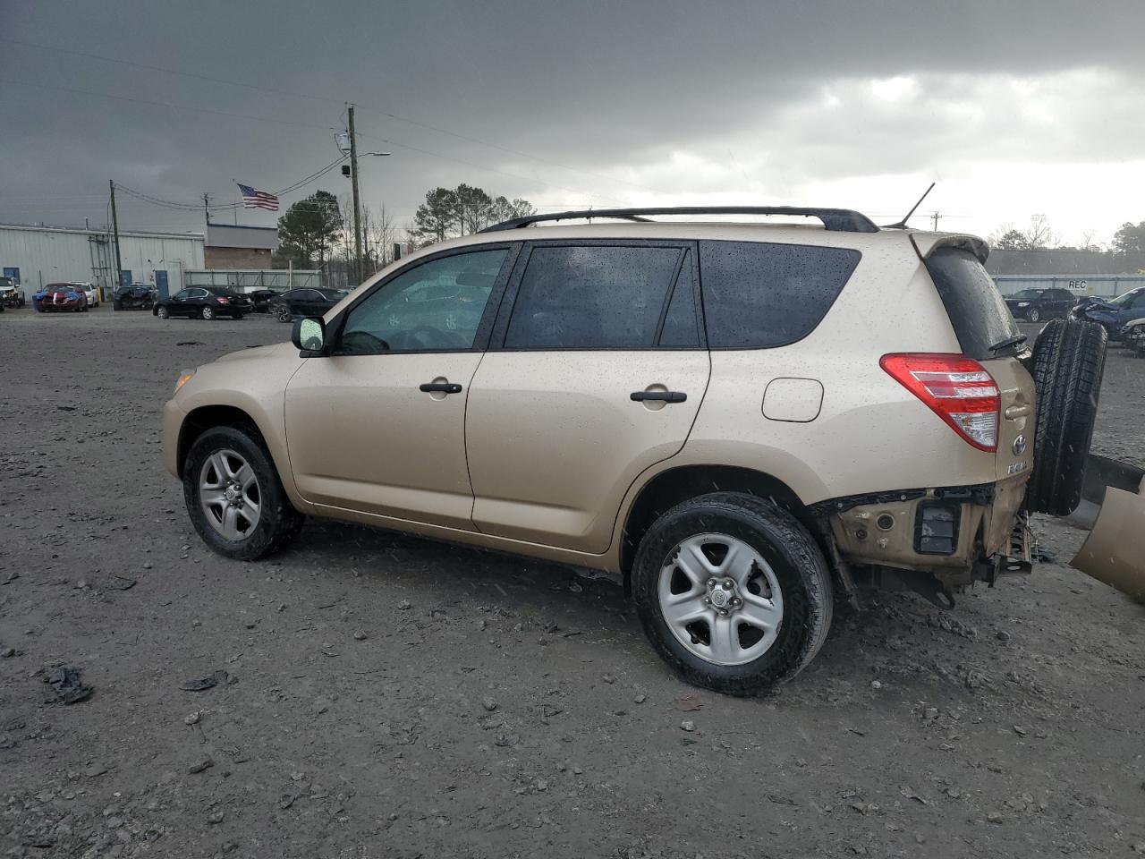 2011 TOYOTA RAV4 - Image 2