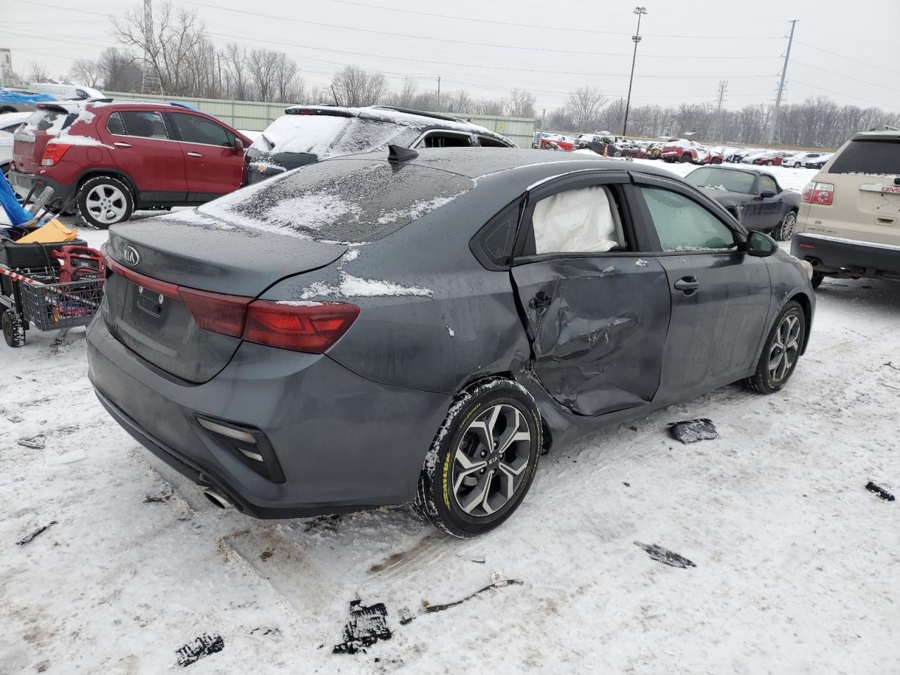 2021 KIA FORTE FE - Фото 3
