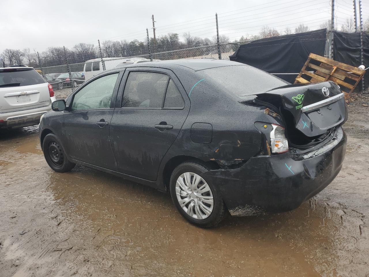 2012 TOYOTA YARIS - Image 2