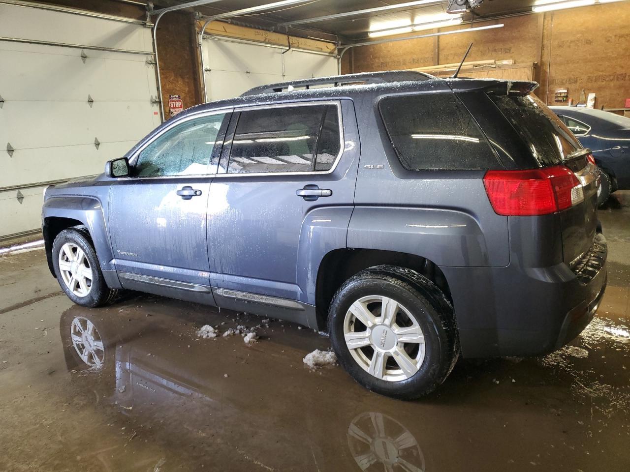 2014 GMC TERRAIN SL - Image 2