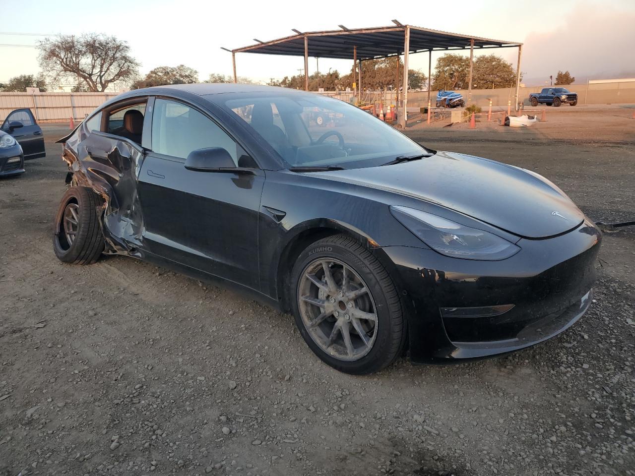 2021 TESLA MODEL 3 - Image 4