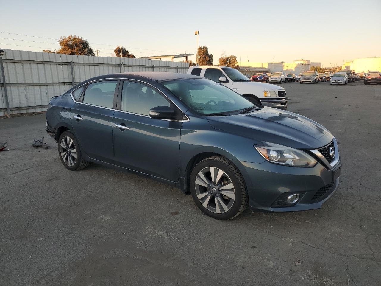 2017 NISSAN SENTRA S - Image 4