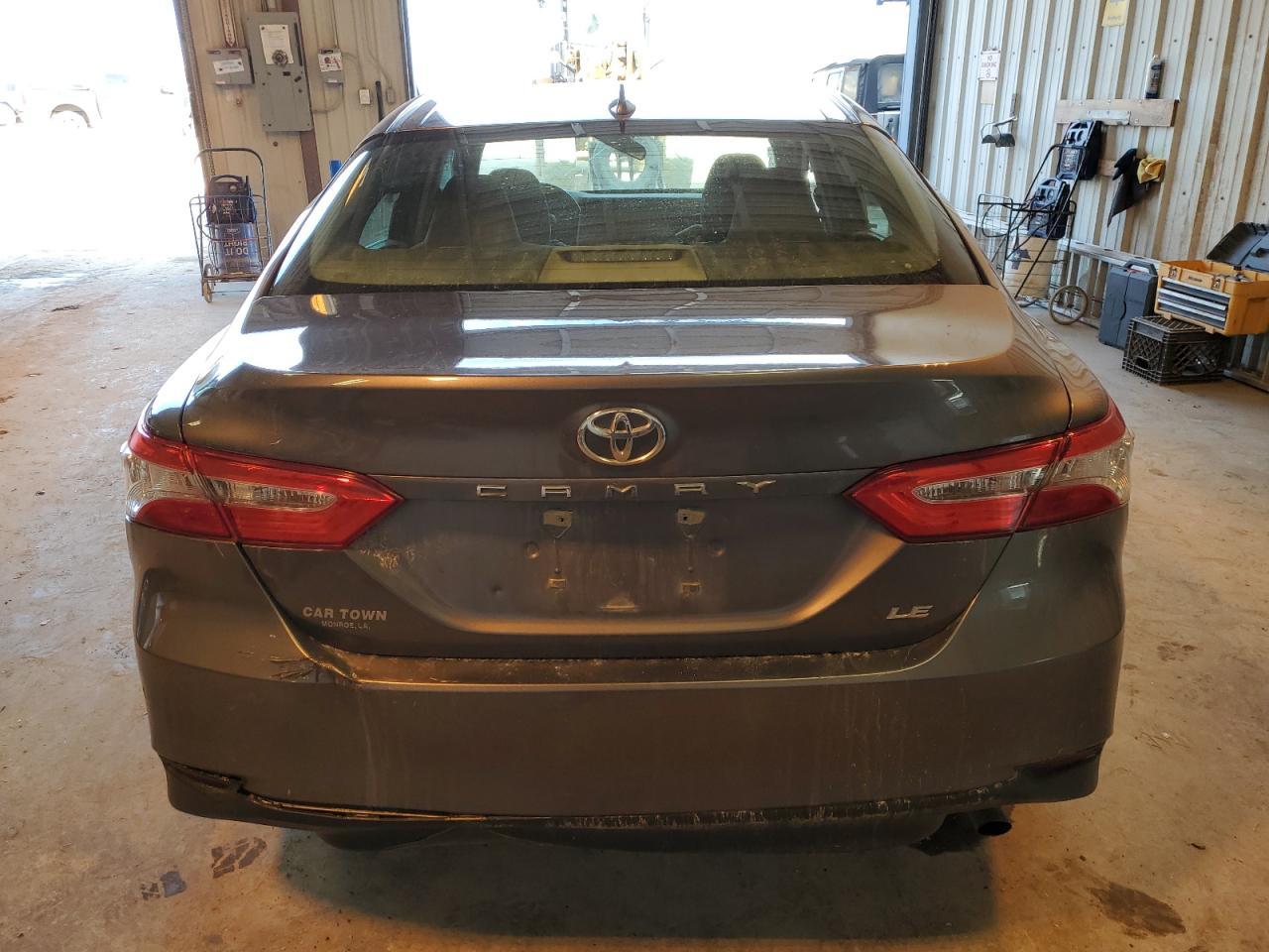 2020 TOYOTA CAMRY LE - Фото 6