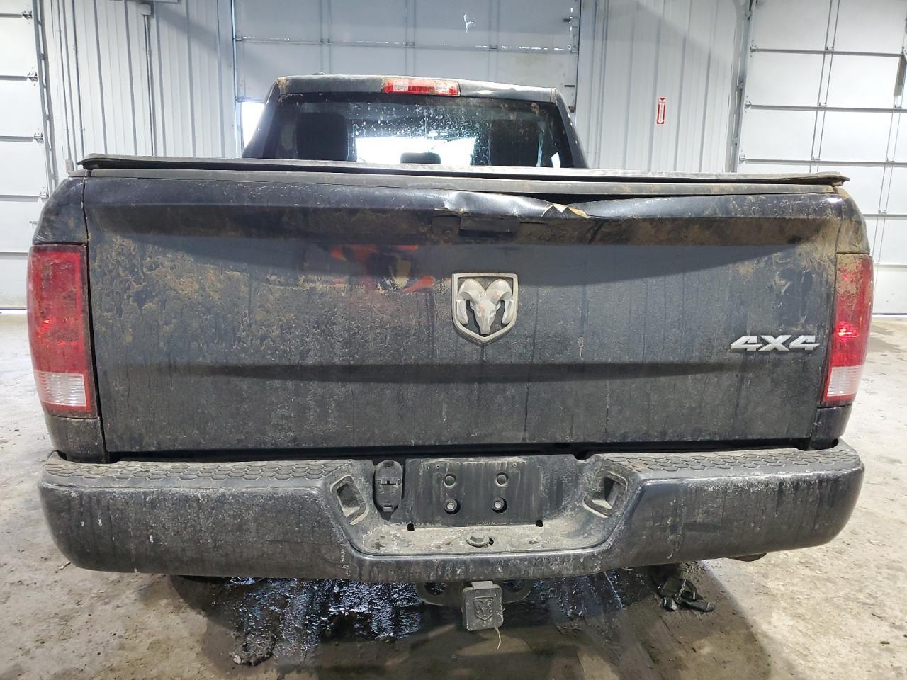 2018 RAM 1500 ST - Image 6