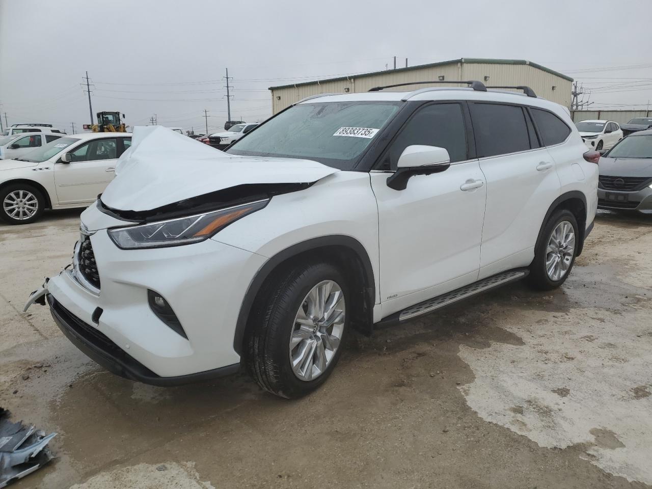 2024 TOYOTA HIGHLANDER