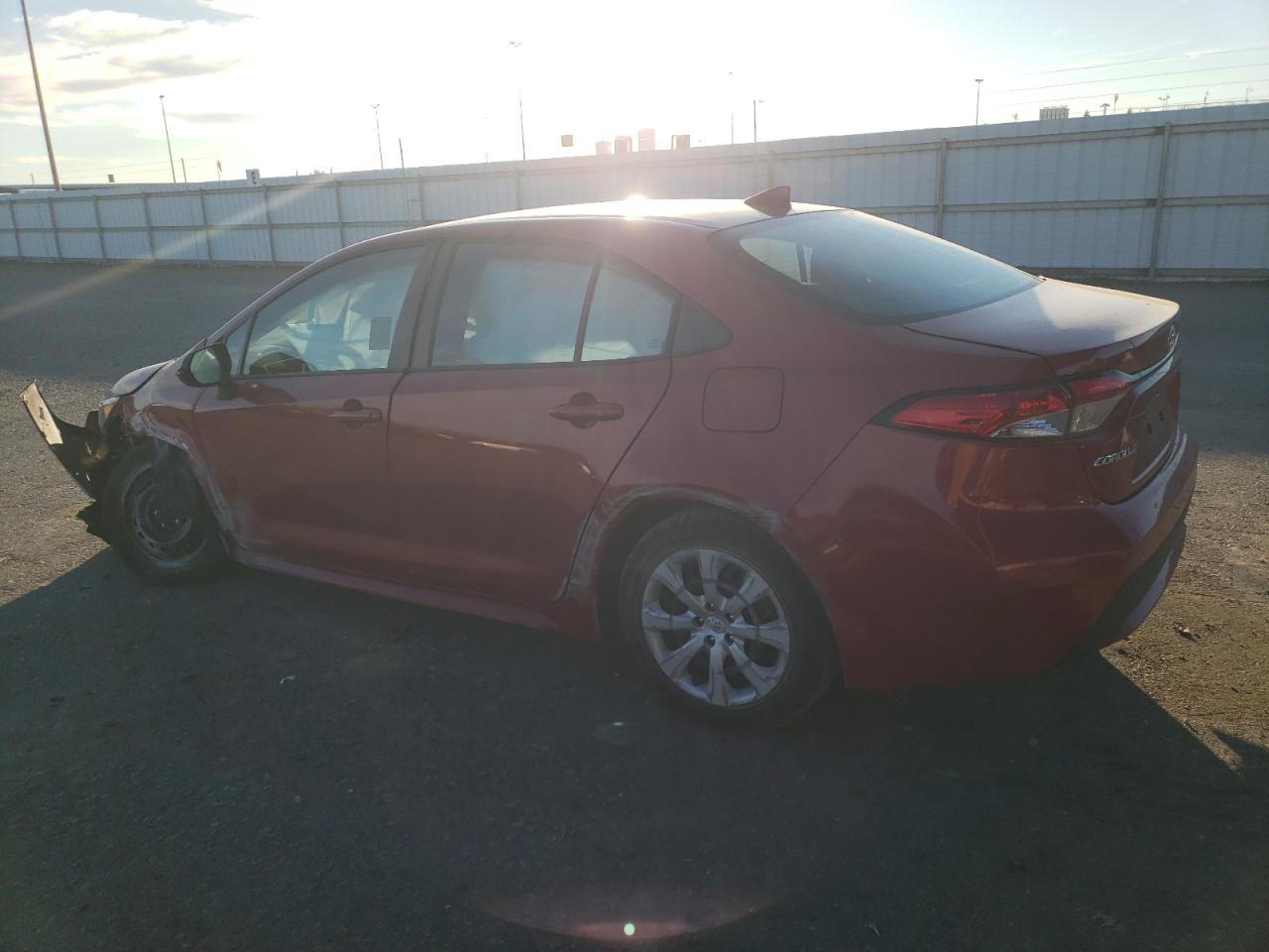 2021 TOYOTA COROLLA LE - Фото 2