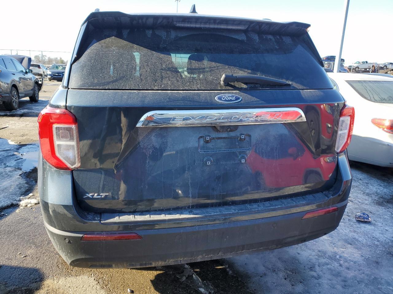 2022 FORD EXPLORER X - Фото 6