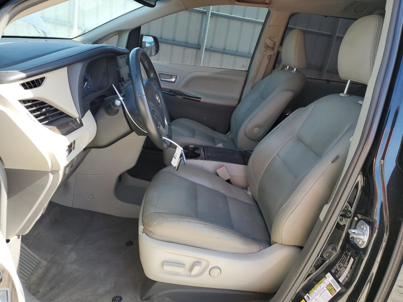 2015 TOYOTA SIENNA XLE - Фото 7