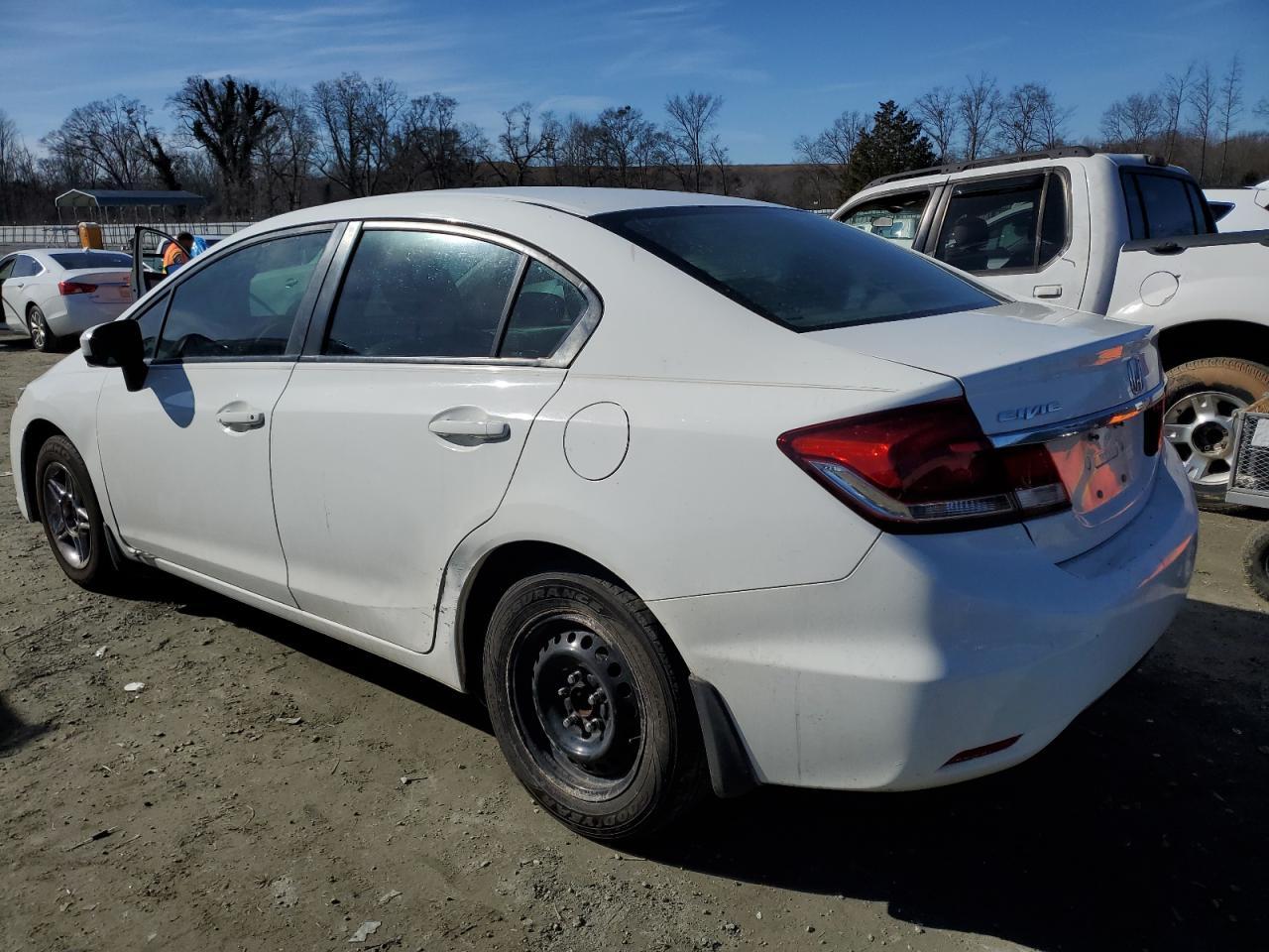 2015 HONDA CIVIC LX - Image 2