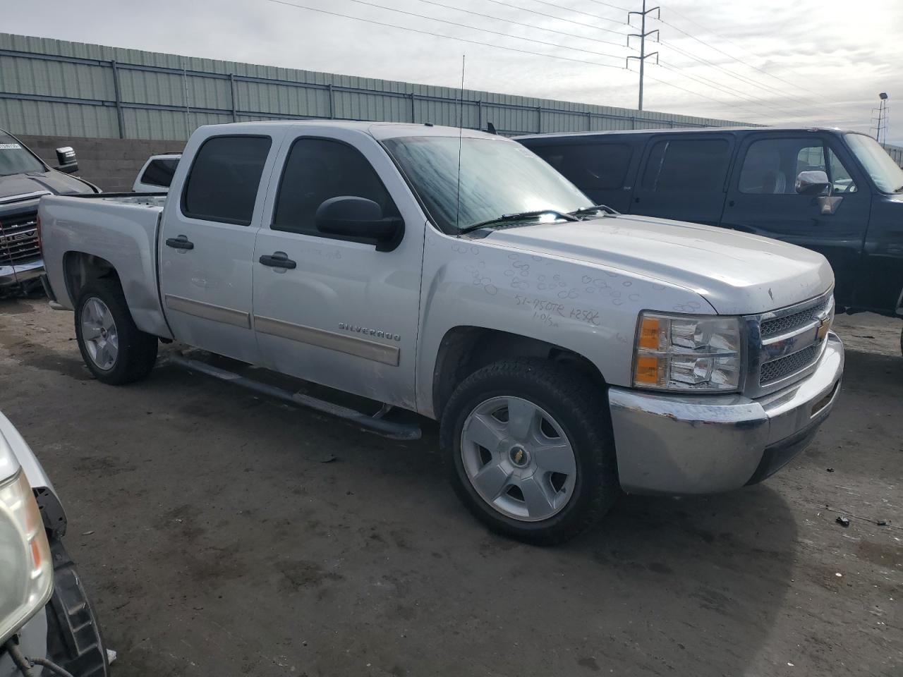 2012 CHEVROLET SILVERADO - Image 4