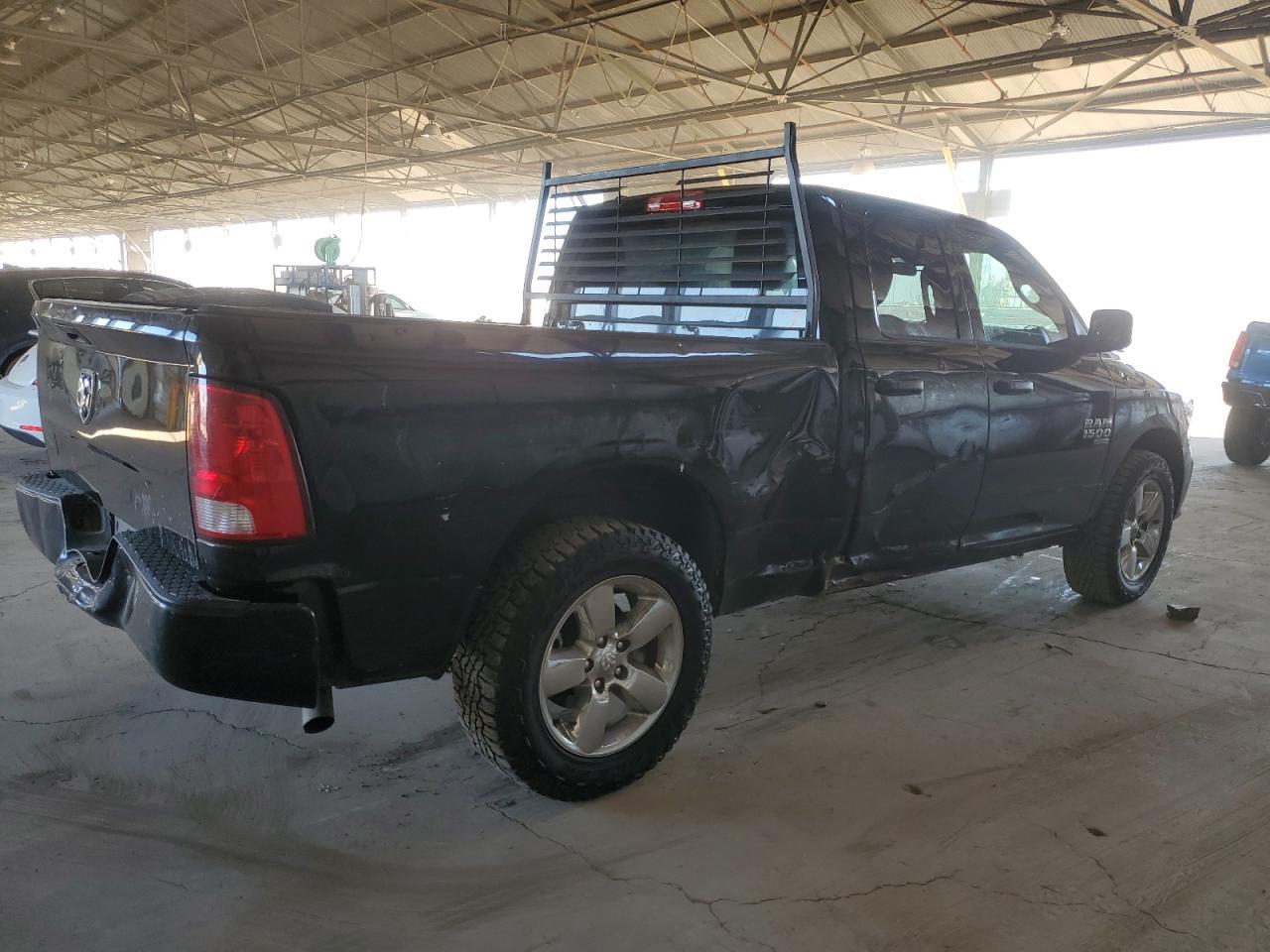 2019 RAM 1500 CLASS - Фото 3