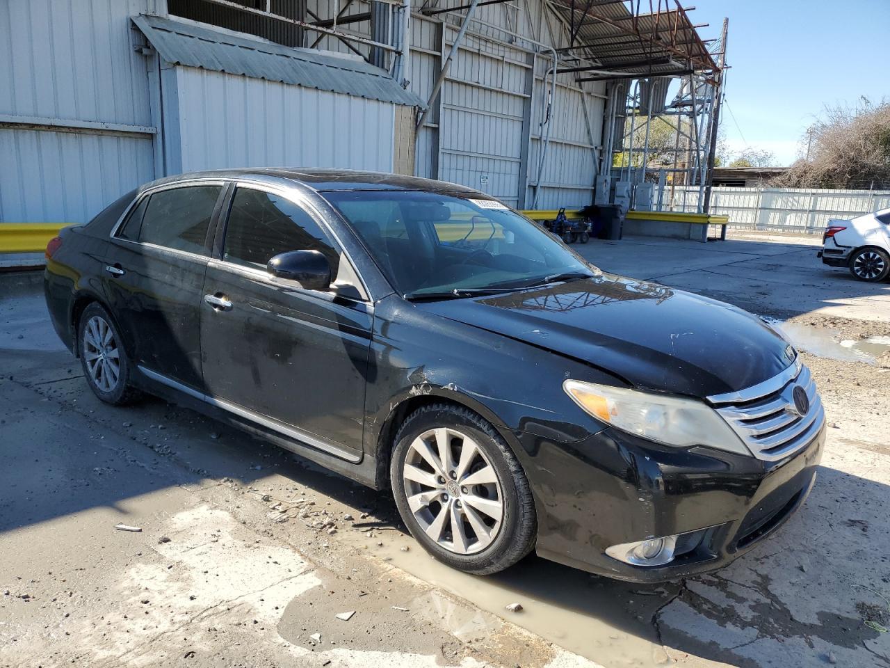 2011 TOYOTA AVALON BAS - Image 4