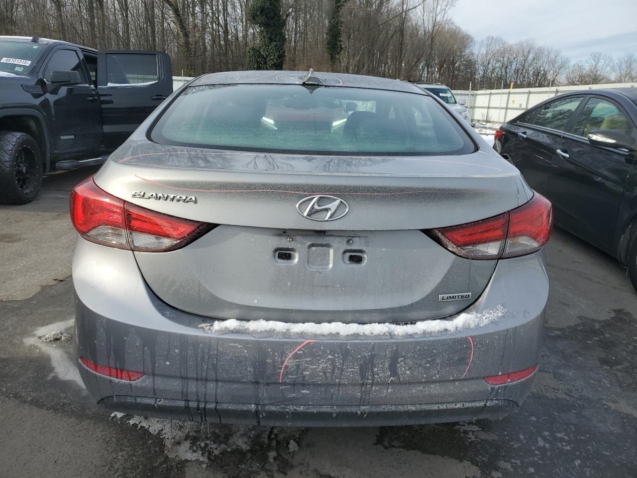 2015 HYUNDAI ELANTRA SE - Image 6