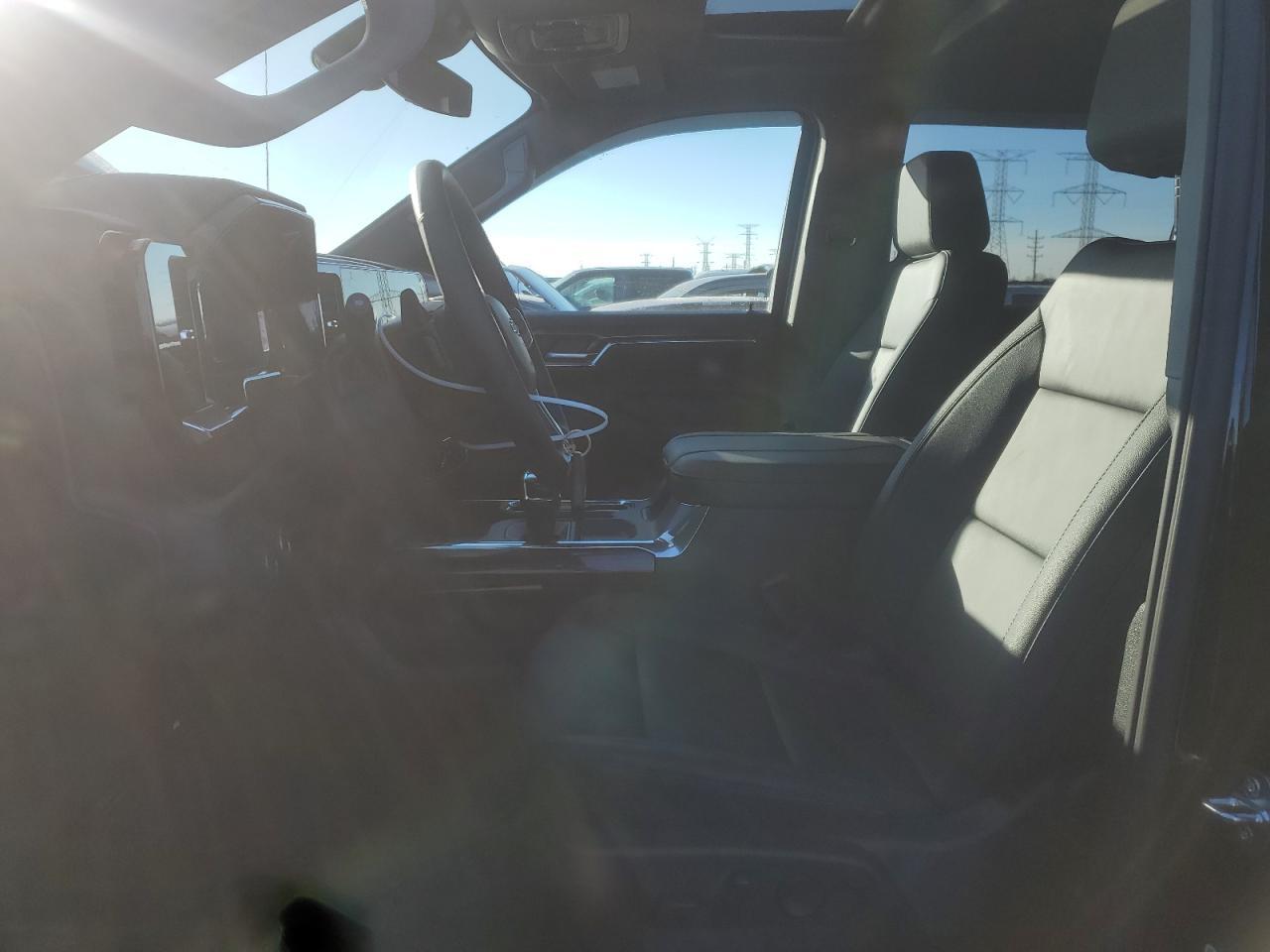 2024 CHEVROLET SILVERADO - Image 7