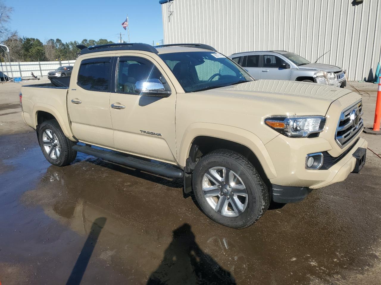 2019 TOYOTA TACOMA DOU - Фото 4