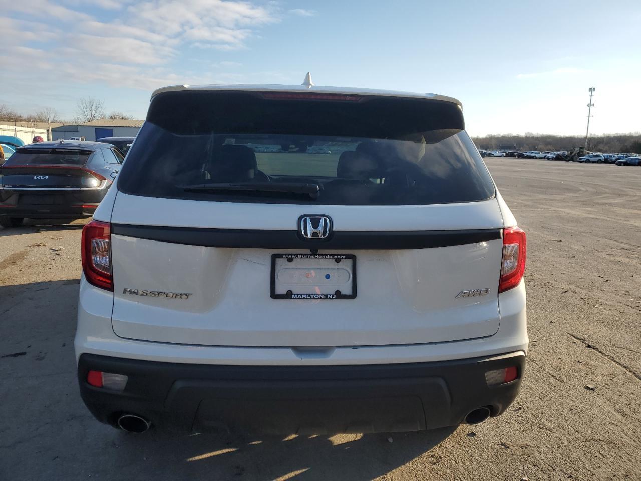 2019 HONDA PASSPORT E - Image 6
