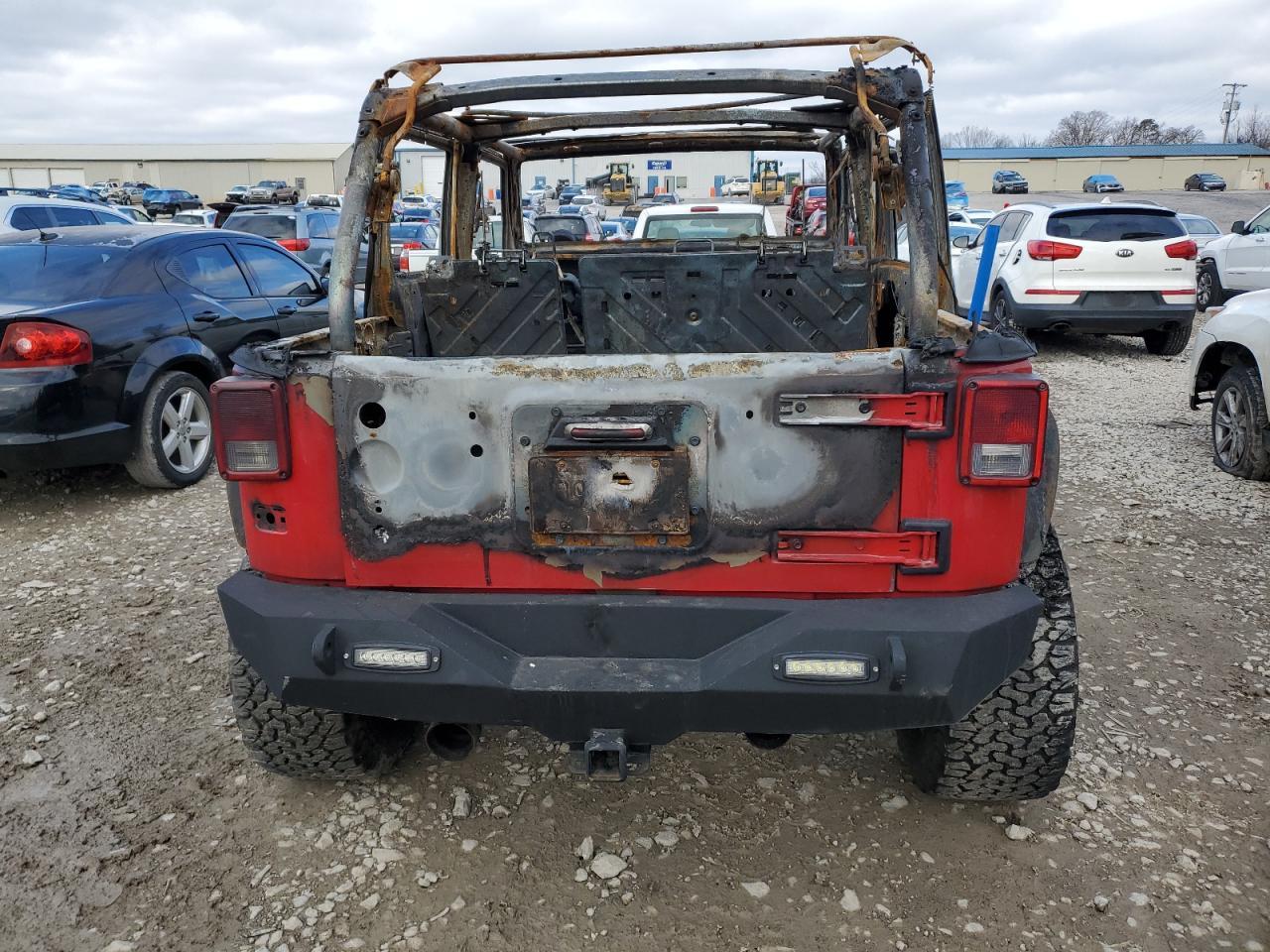 2014 JEEP WRANGLER U - Image 6