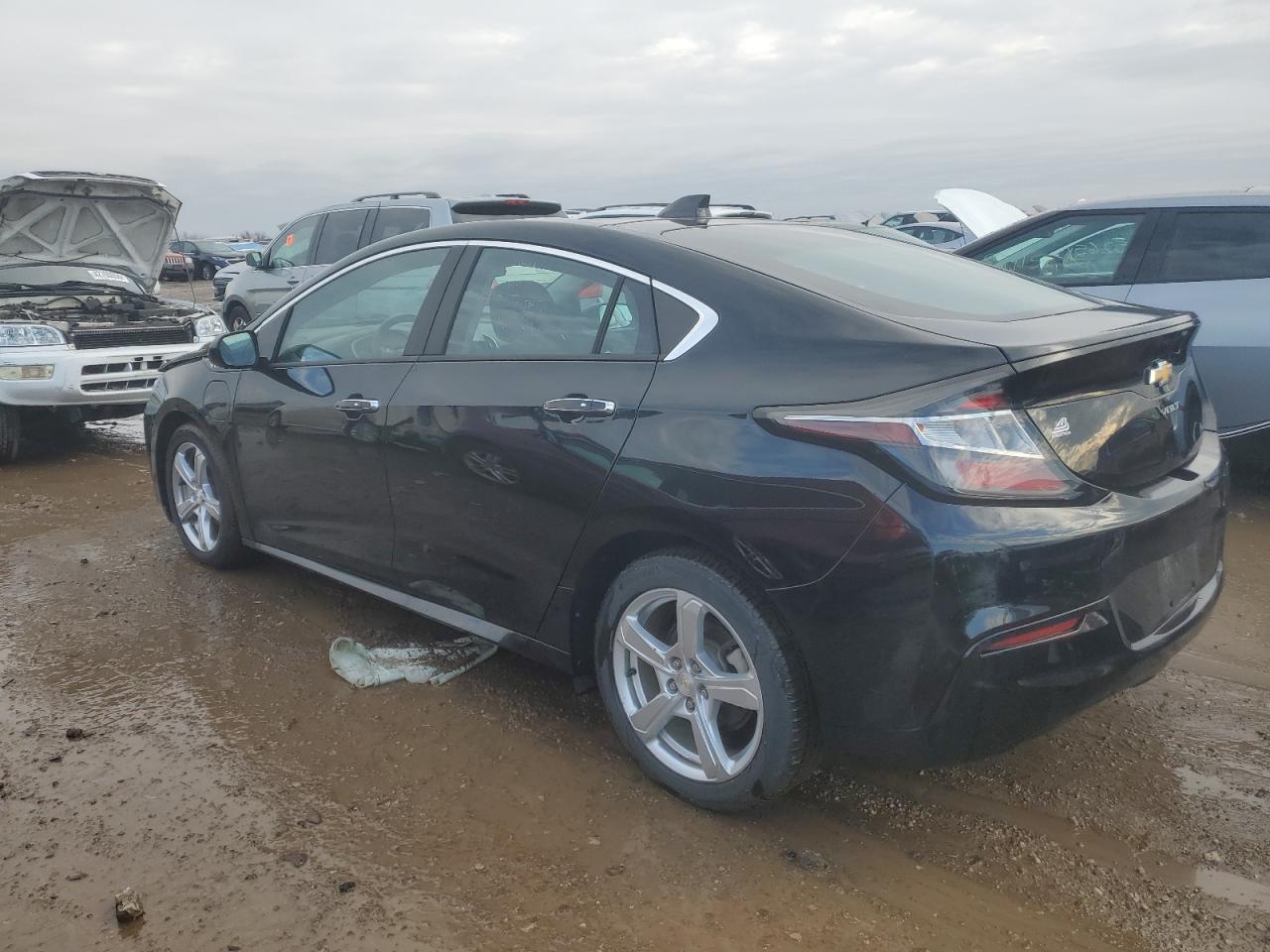 2017 CHEVROLET VOLT LT - Image 2
