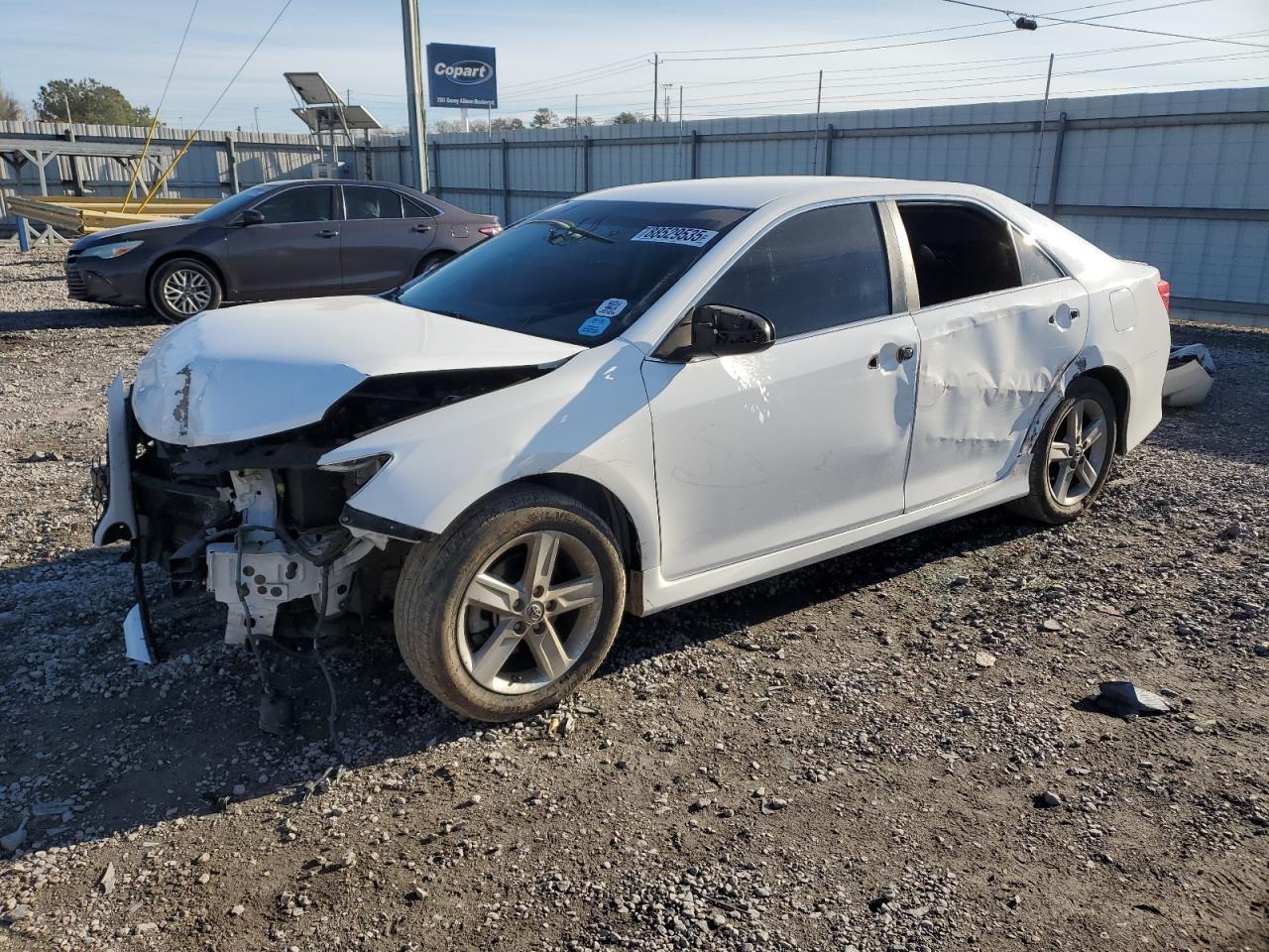 2014 TOYOTA CAMRY L