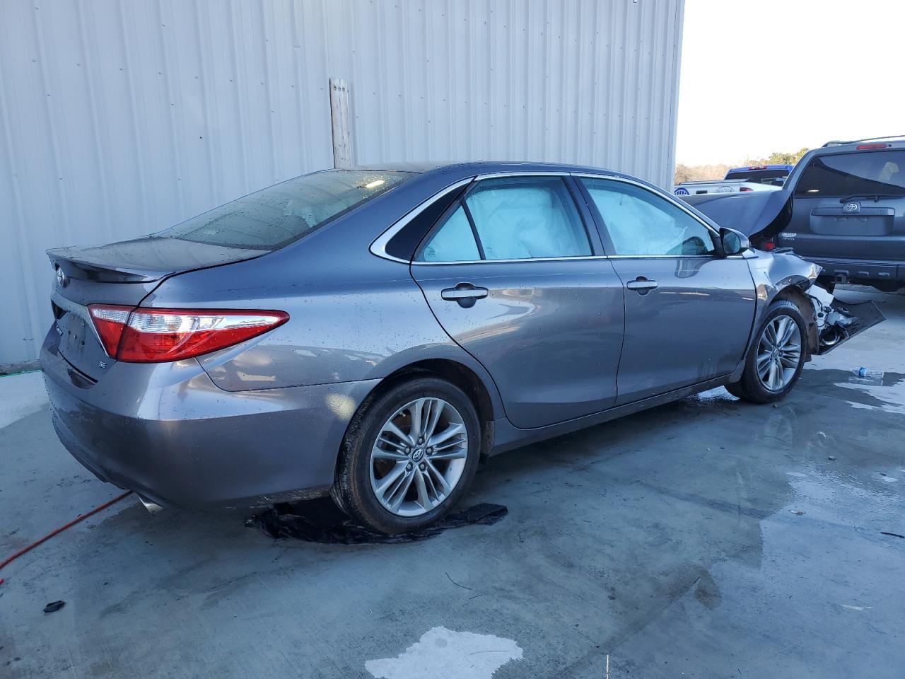 2016 TOYOTA CAMRY LE - Image 3