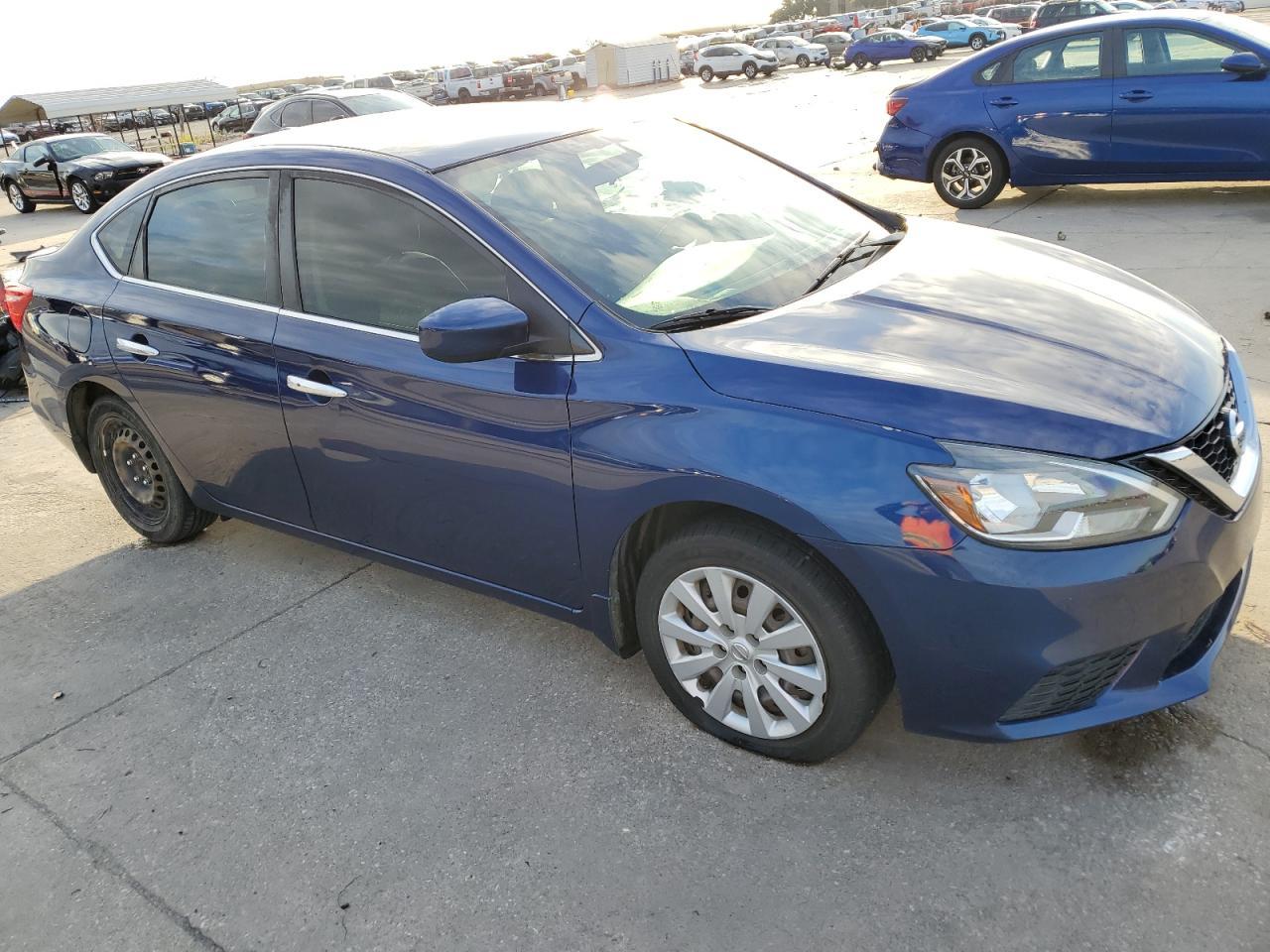 2017 NISSAN SENTRA S - Фото 4