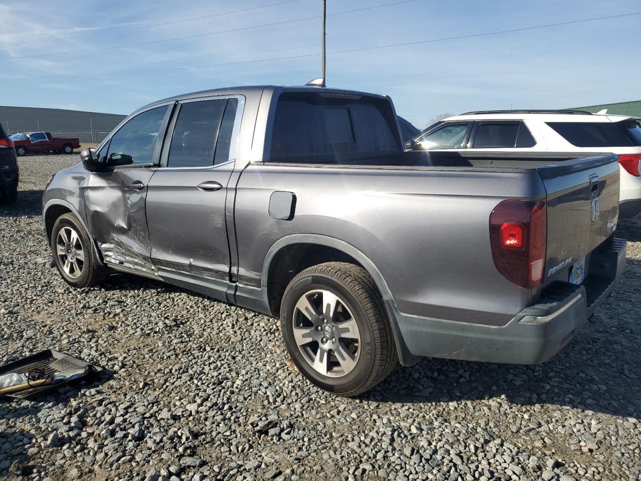 2019 HONDA RIDGELINE - Image 2