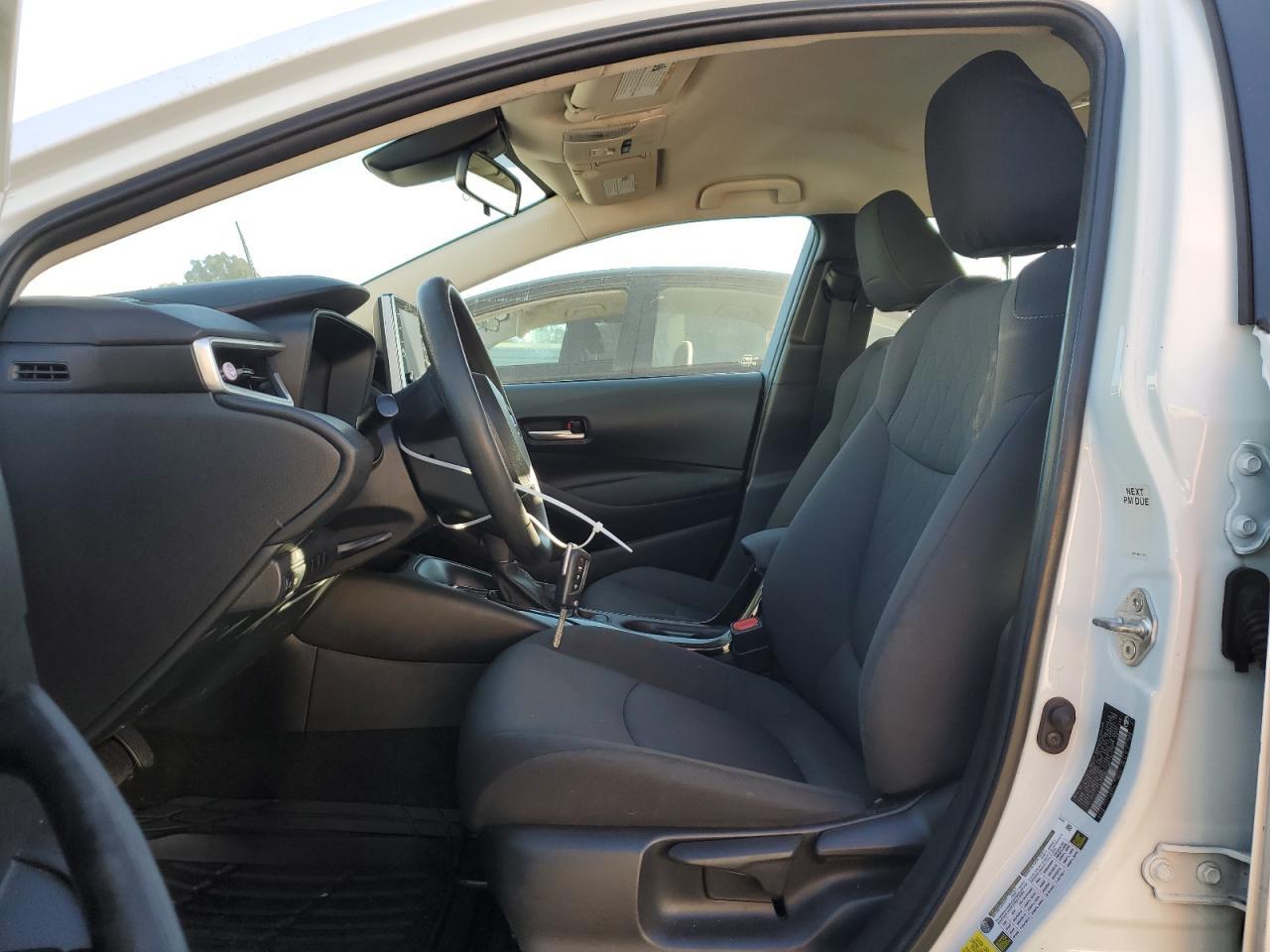 2021 TOYOTA COROLLA LE - Фото 7
