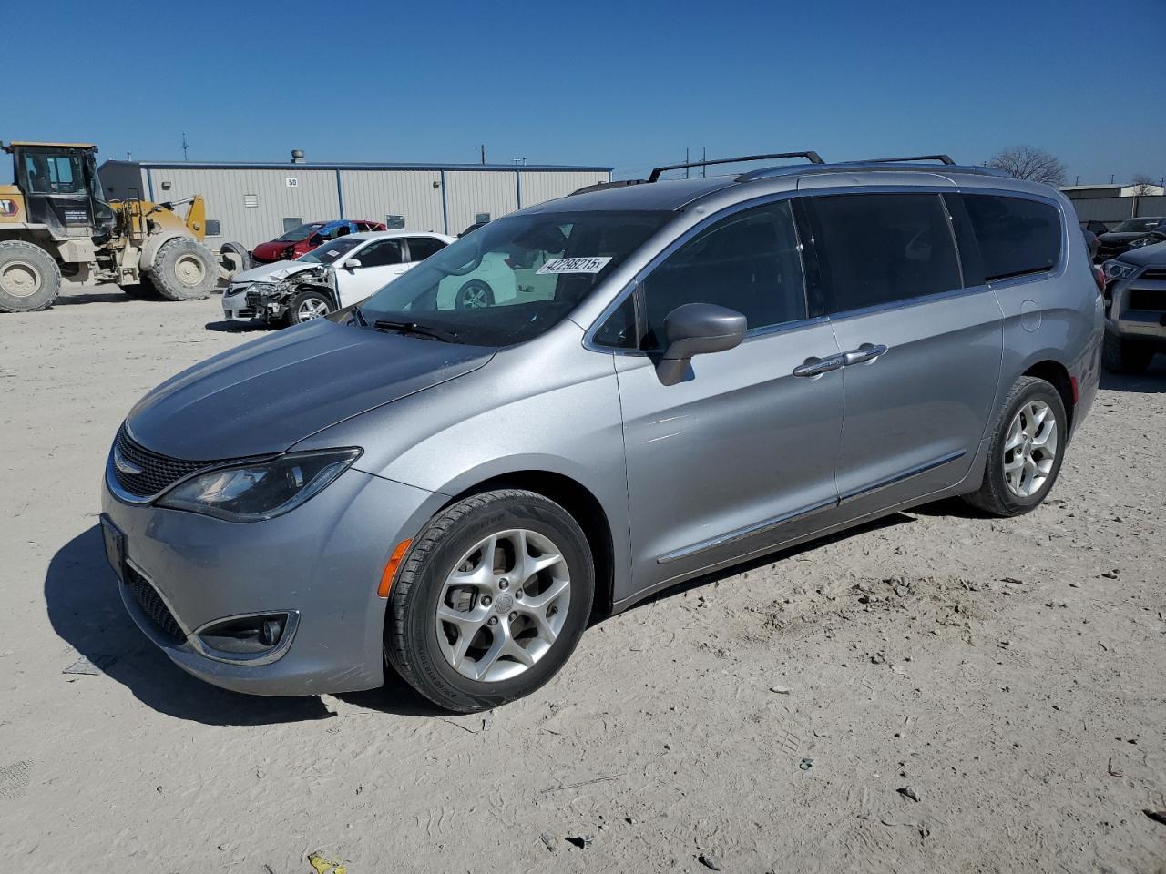 2017 CHRYSLER PACIFICA T