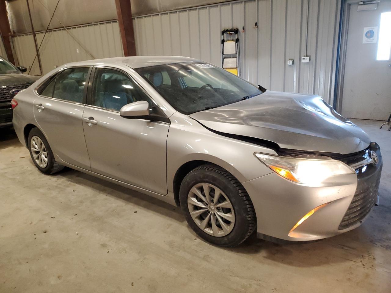 2016 TOYOTA CAMRY LE - Image 4
