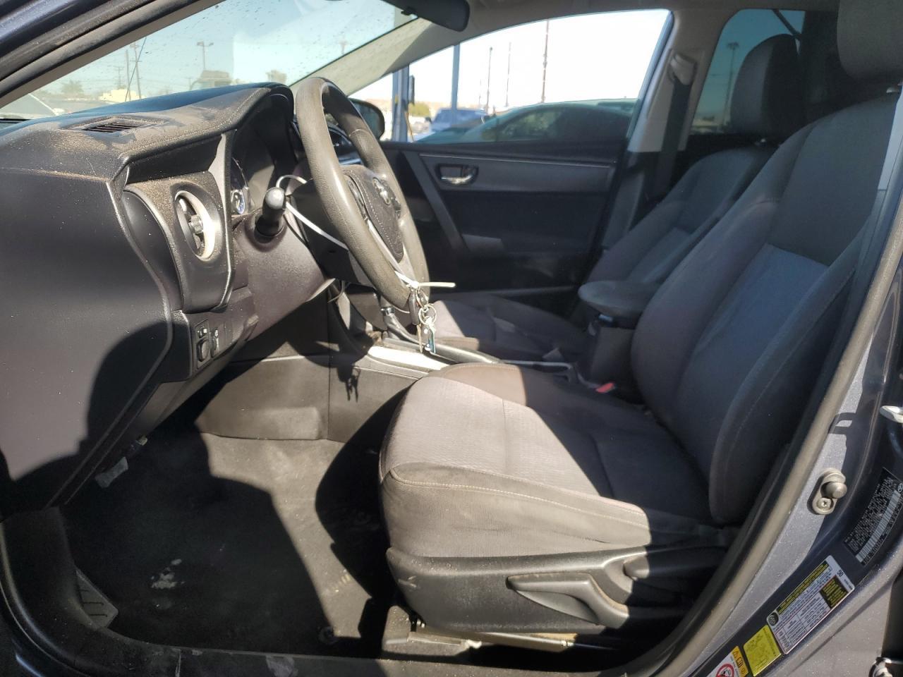 2018 TOYOTA COROLLA L - Фото 7